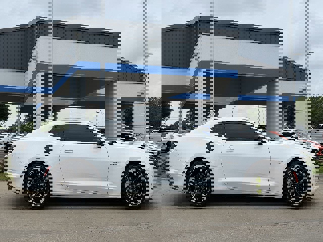 Certified 2023 Chevrolet Camaro LT image 3