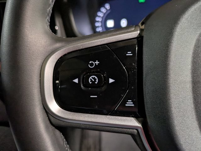New 2026 Volvo V60 B5 Cross Country Plus w/ Climate Package AWD/4WD image 18