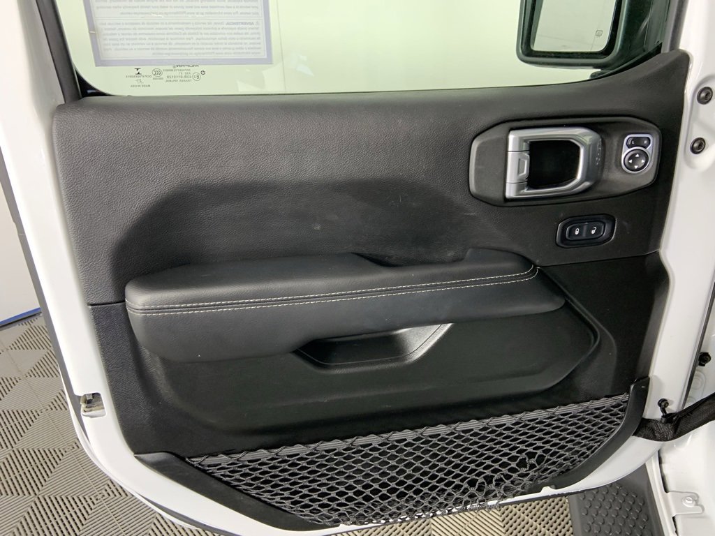 Used 2021 Jeep Wrangler Unlimited Sahara image 21