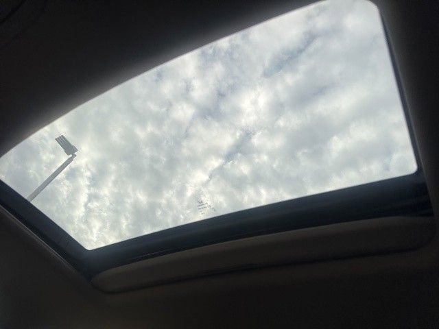 Used 2017 Honda Pilot EX-L image 4