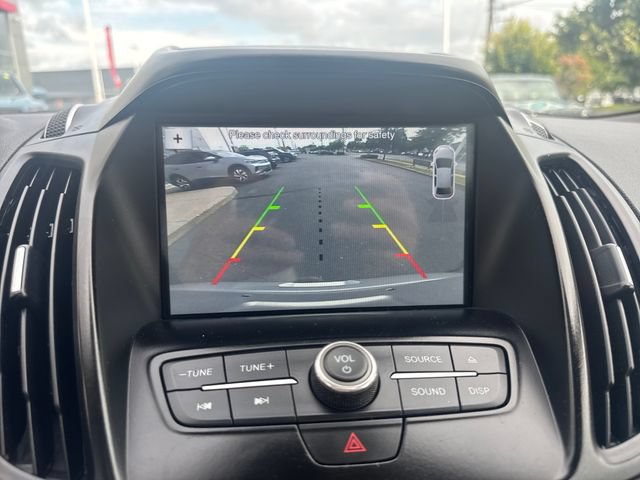 Used 2017 Ford Escape SE w/ Equipment Group 201A AWD/4WD image 21