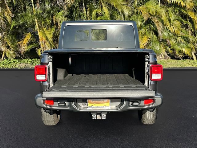 Used 2023 Jeep Gladiator Sport S image 25