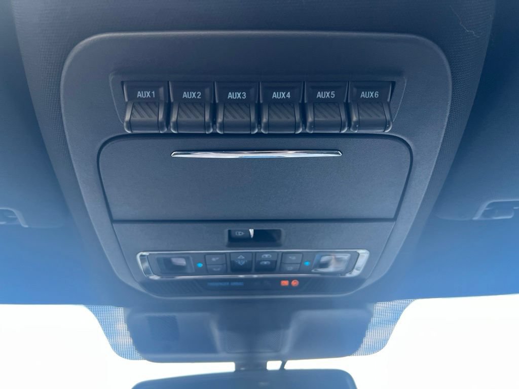 Used 2025 Ford F250 Platinum AWD/4WD image 19