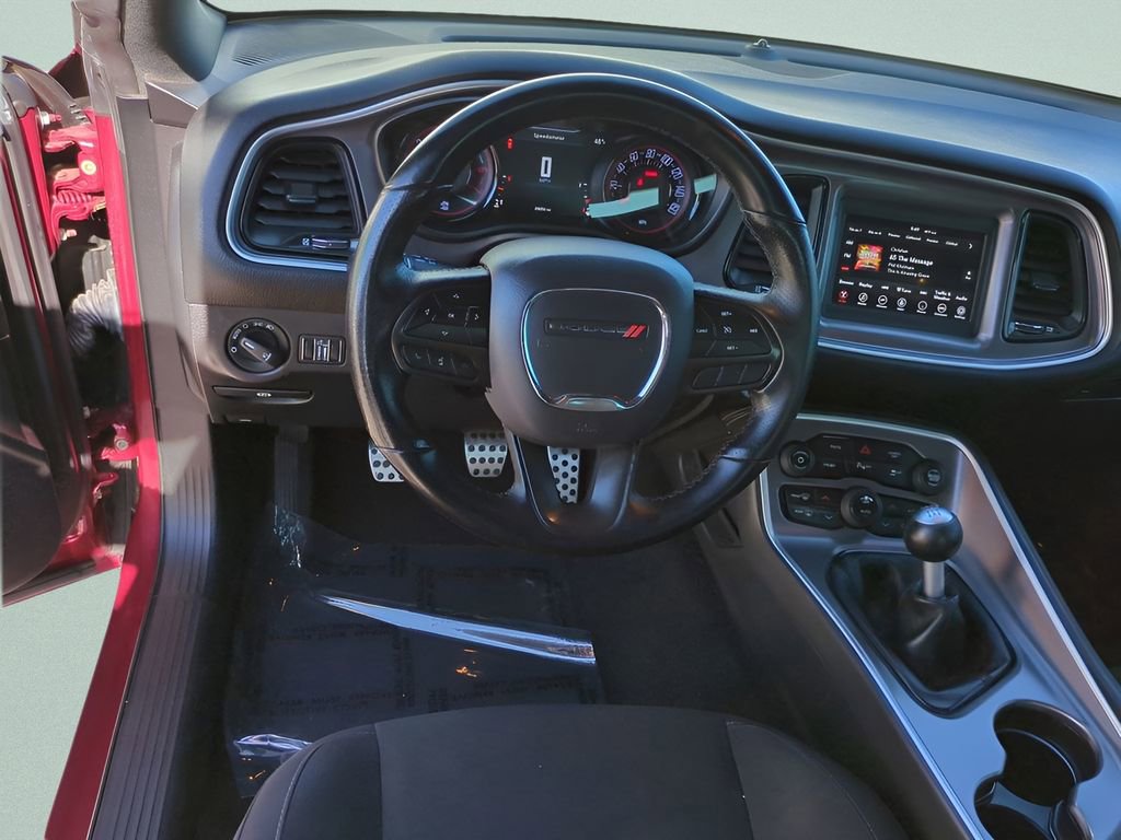 Used 2020 Dodge Challenger R/T w/ Blacktop Package image 15