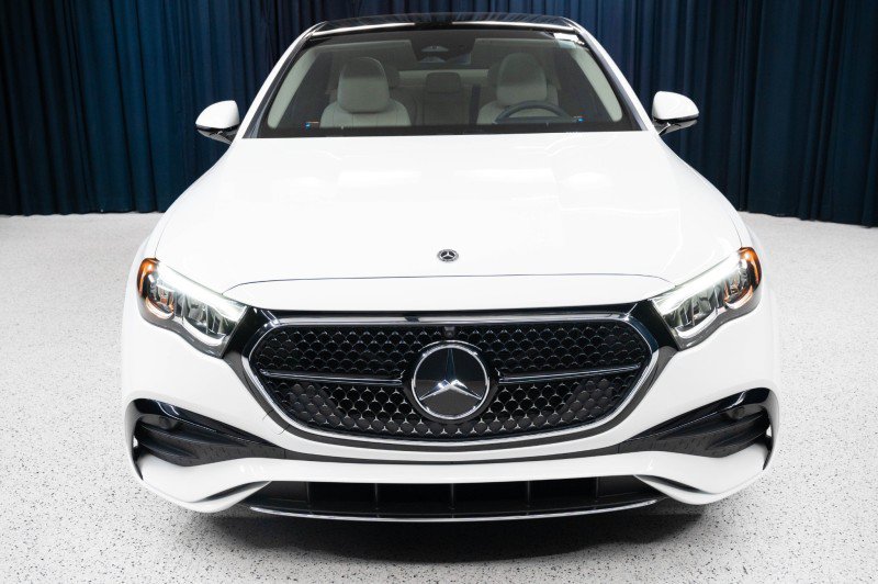 New 2027 Mercedes-Benz E 350 Sedan image 2