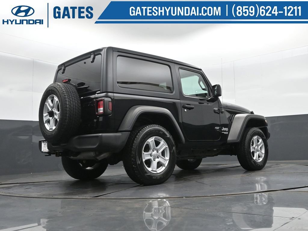 Used 2020 Jeep Wrangler Sport image 31
