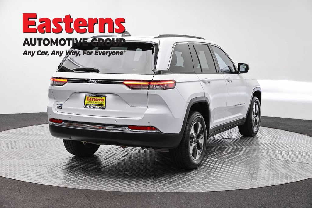 Used 2024 Jeep Grand Cherokee Limited 4xe AWD/4WD image 5