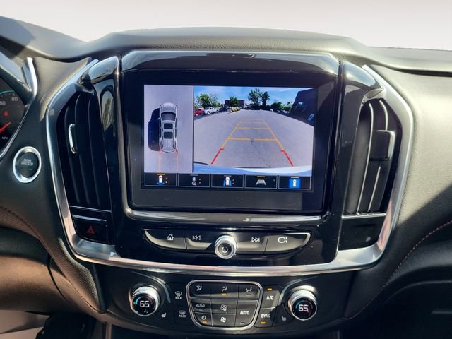 Used 2023 Chevrolet Traverse RS image 19