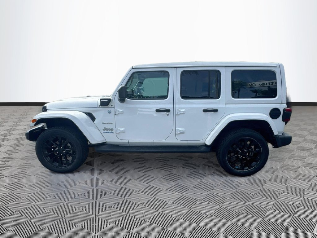 Certified 2022 Jeep Wrangler Unlimited Sahara w/ Cold Weather Group AWD/4WD image 9