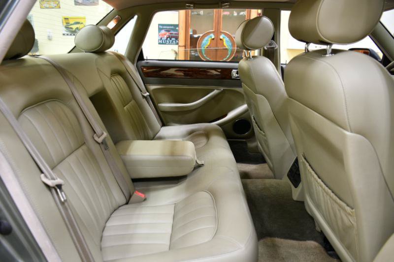 Used 1997 Jaguar XJ6 RWD image 49
