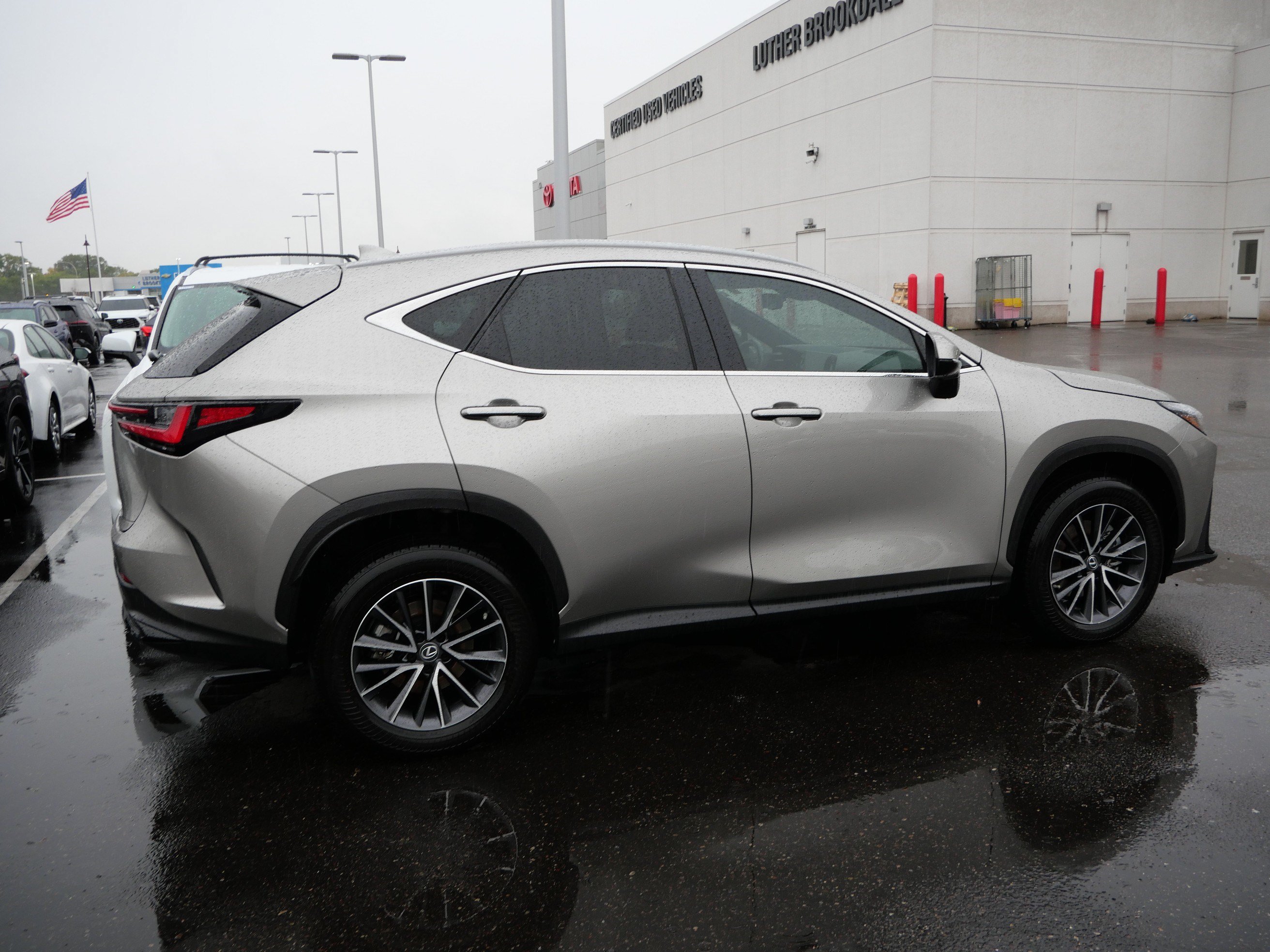 Used 2023 Lexus NX 350 AWD w/ Cold Area Package image 6