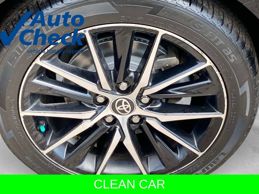 Used 2022 Toyota Camry SE FWD image 25