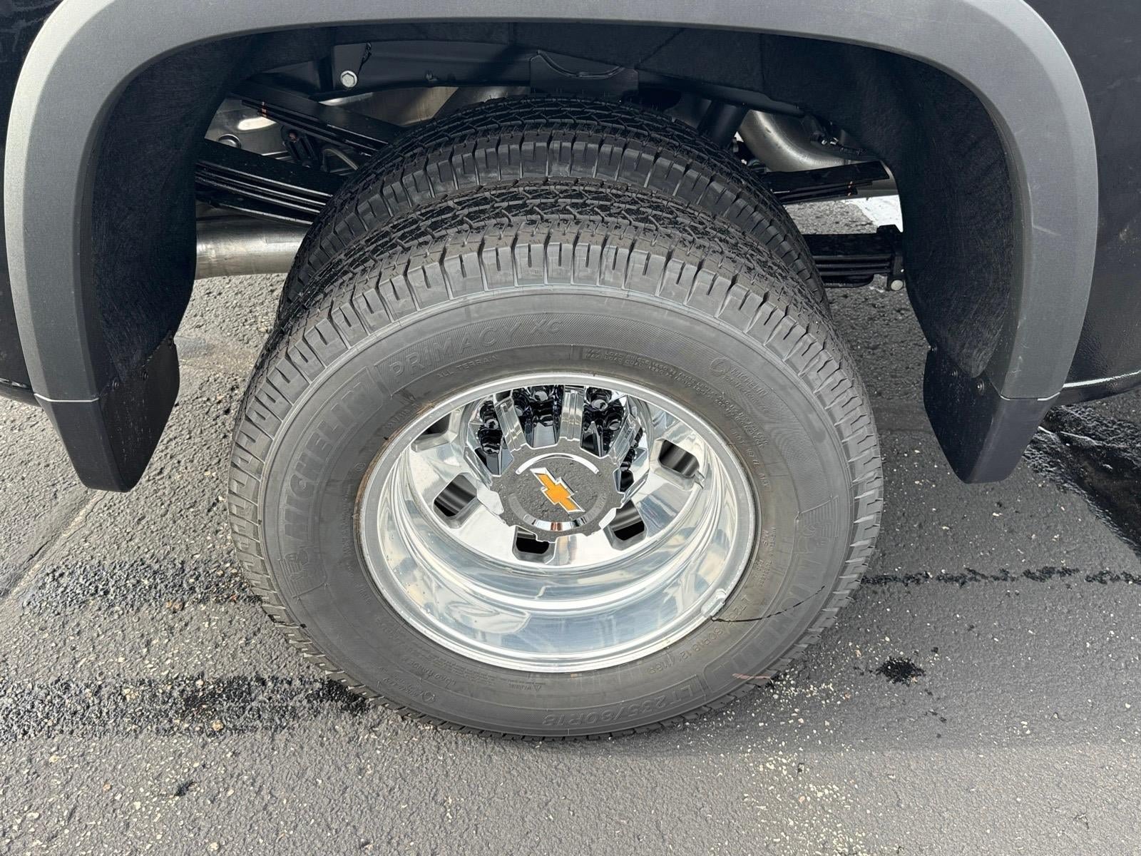 New 2026 Chevrolet Silverado 3500 High Country w/ Technology Package AWD/4WD image 3