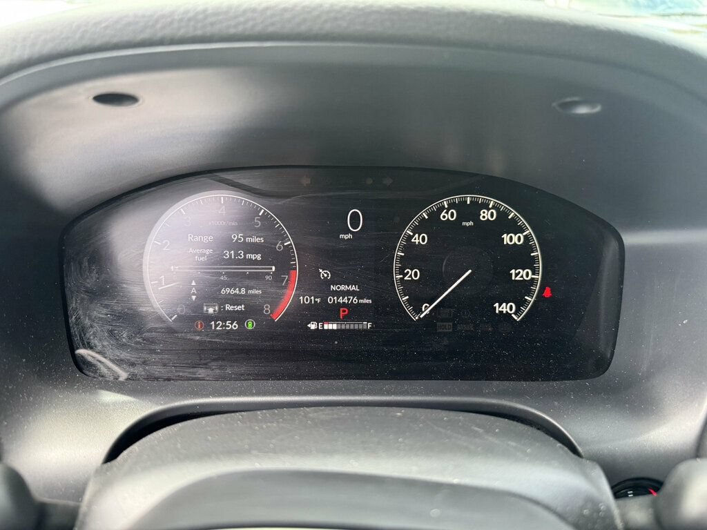 Used 2025 Honda HR-V Sport image 4