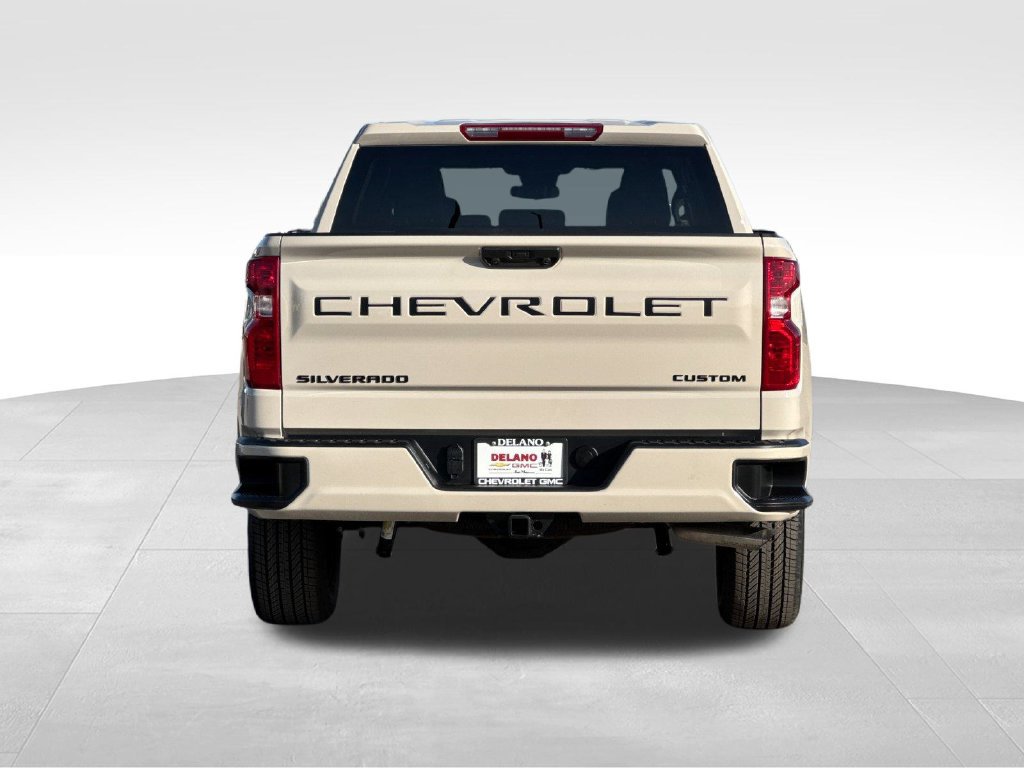 New 2026 Chevrolet Silverado 1500 Custom w/ LPO, Dark Essentials Package RWD image 4