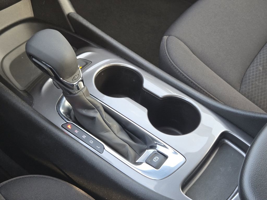 Used 2025 Chevrolet Malibu LS image 15