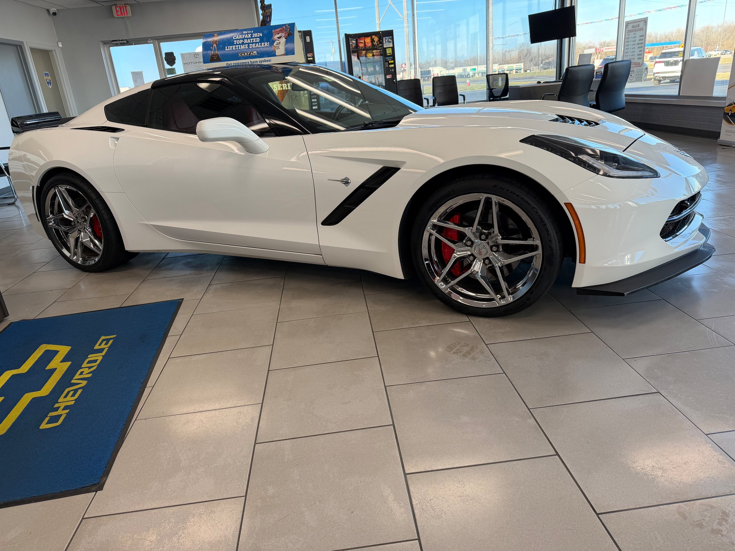 Used 2016 Chevrolet Corvette Stingray Coupe w/ 2LT Preferred Equipment Group RWD image 5