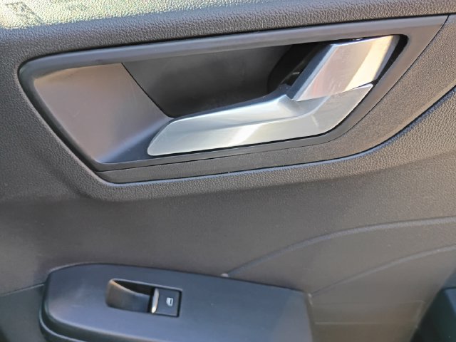 Used 2025 Ford Escape ST-Line Select AWD/4WD image 41