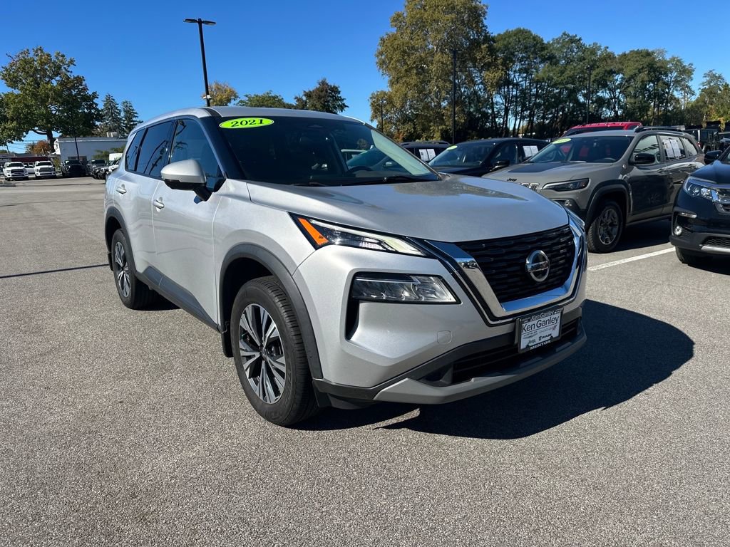 Used 2021 Nissan Rogue SV image 4