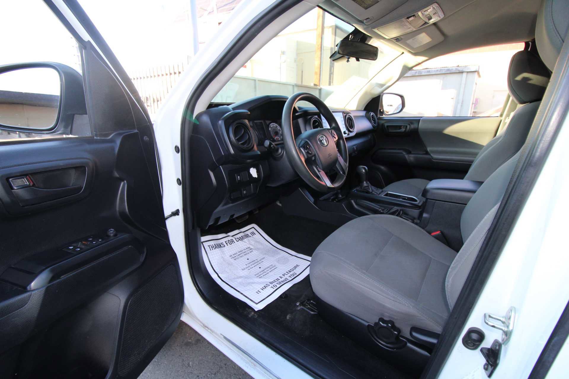 Used 2020 Toyota Tacoma SR image 40