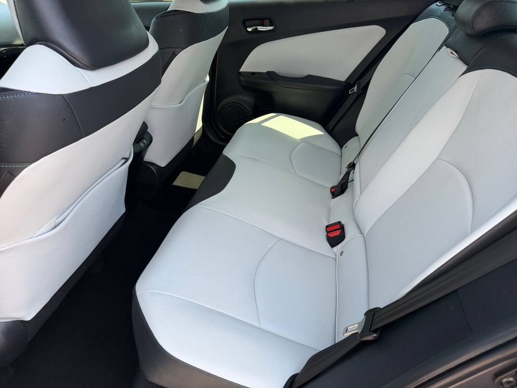 Used 2022 Toyota Prius XLE FWD image 14