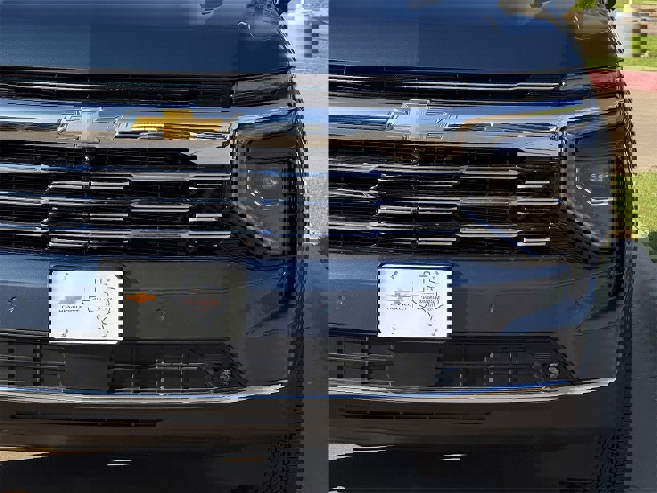 New 2026 Chevrolet Suburban Premier image 8