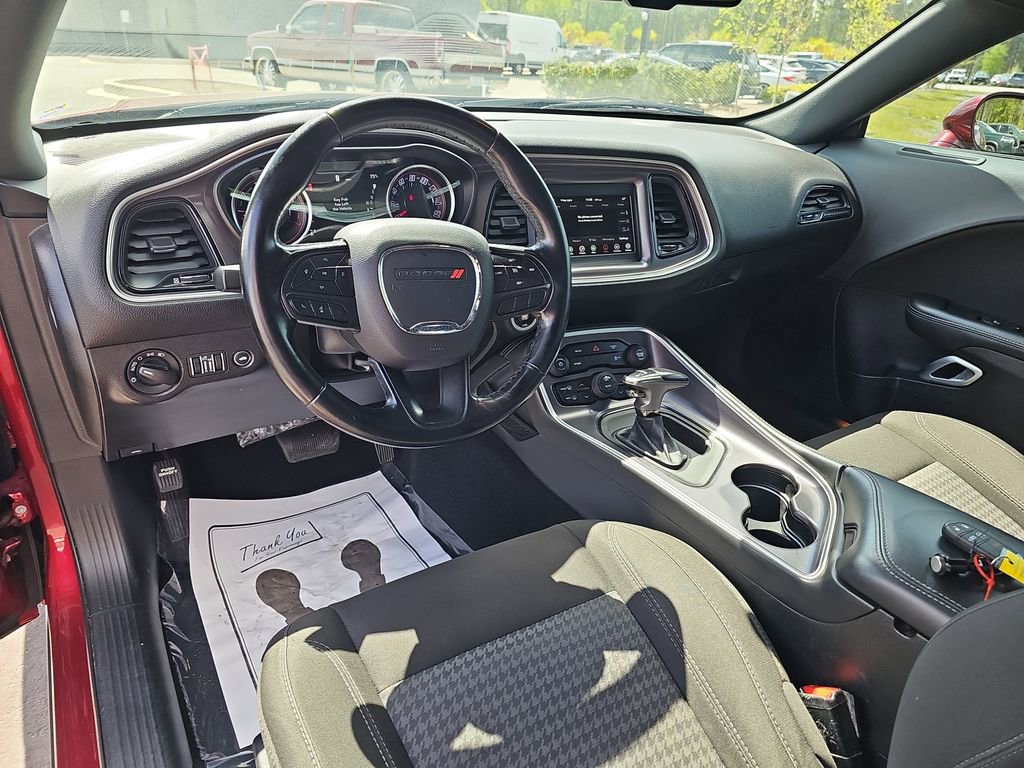 Used 2020 Dodge Challenger SXT image 20