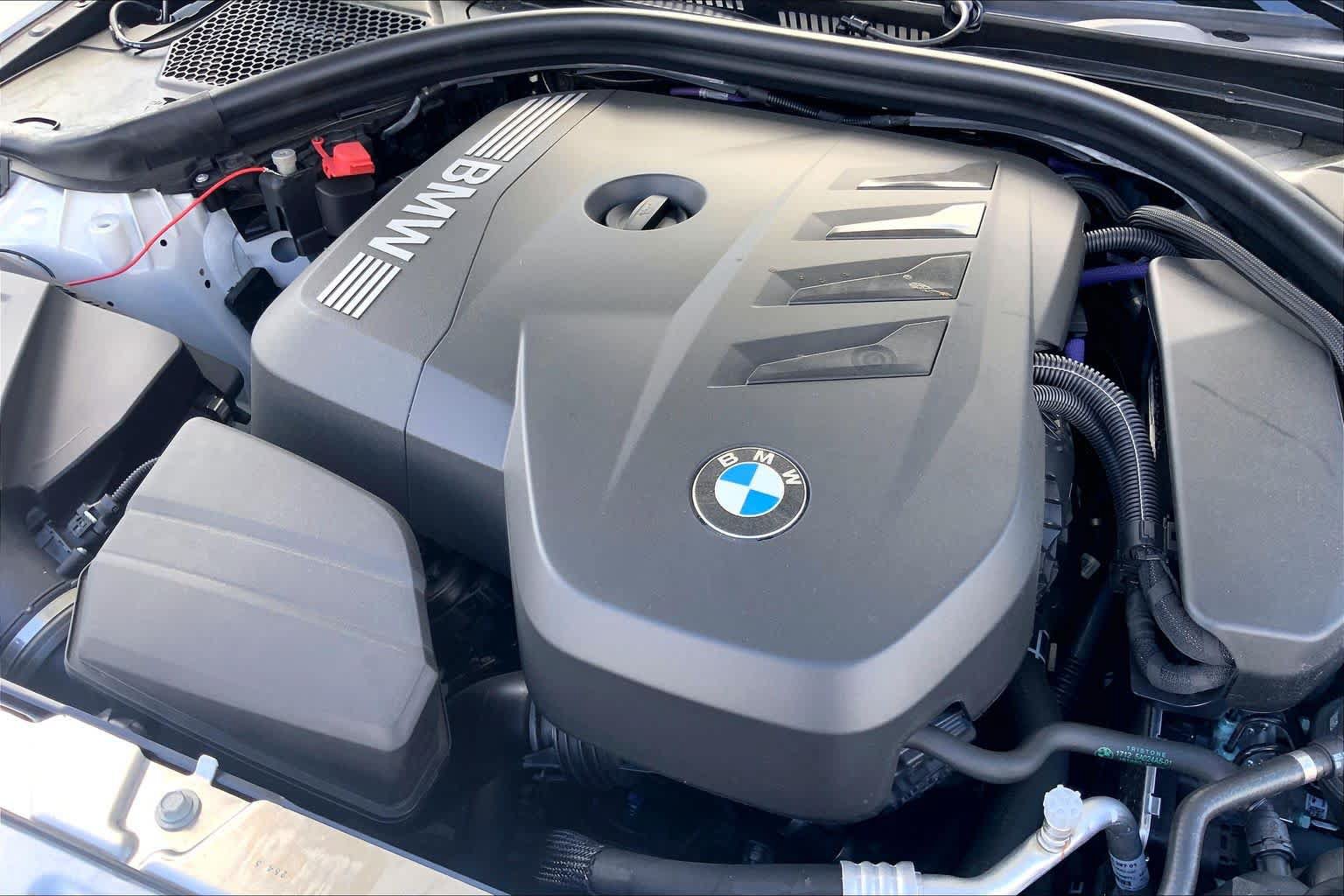 Used 2026 BMW 330i Sedan w/ M Sport Package RWD image 32