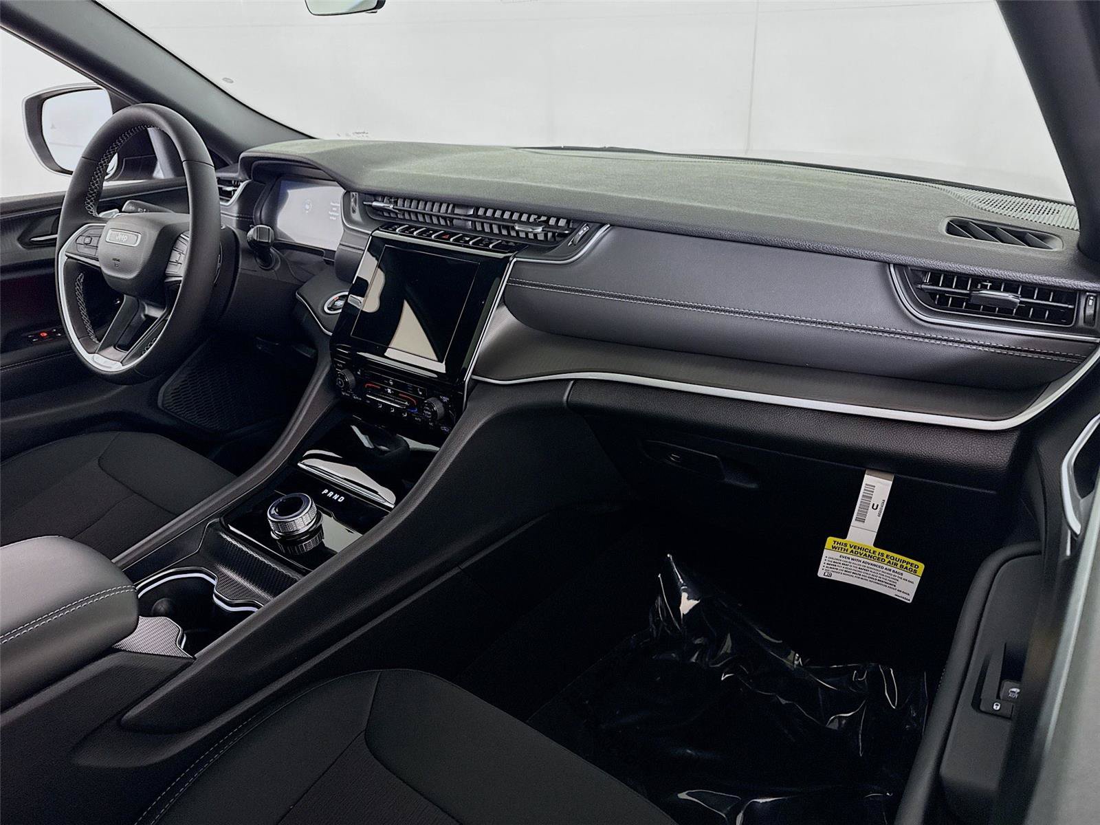 New 2026 Jeep Grand Cherokee L 4WD image 23