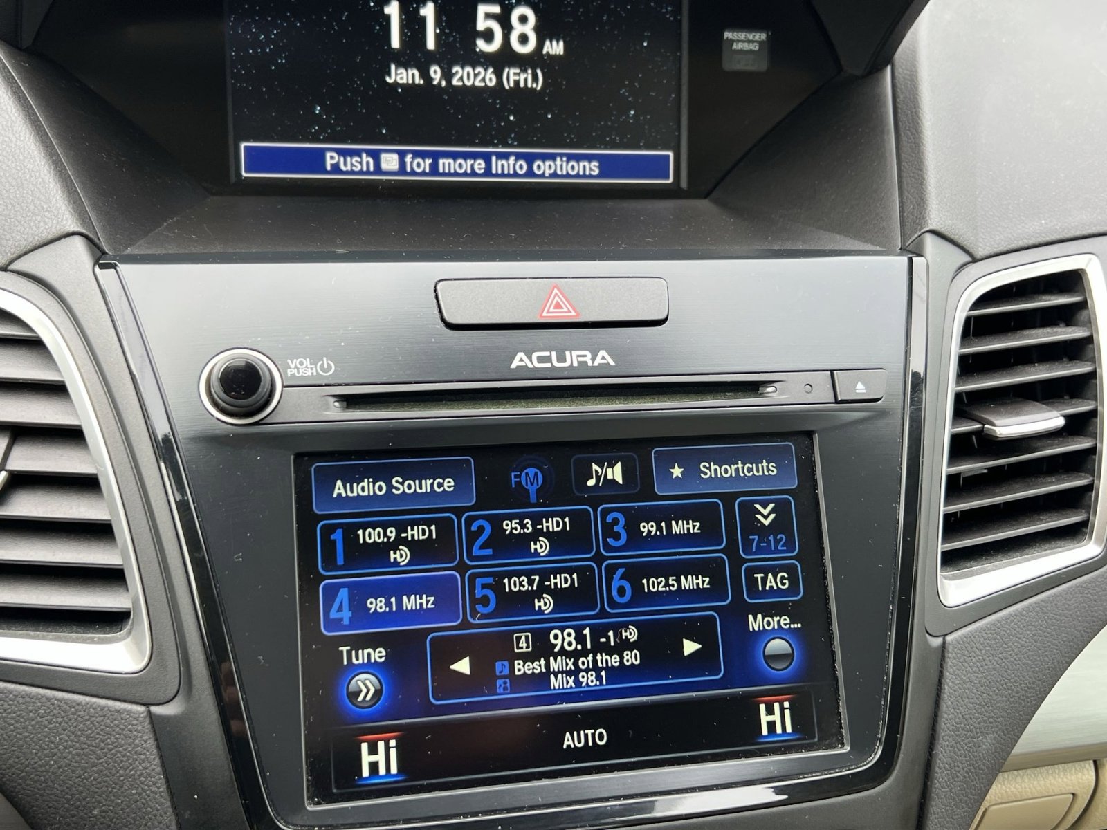 Used 2018 Acura RDX AWD w/ Advance Package image 19