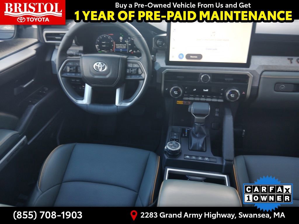 Used 2025 Toyota Tacoma Trailhunter AWD/4WD image 18