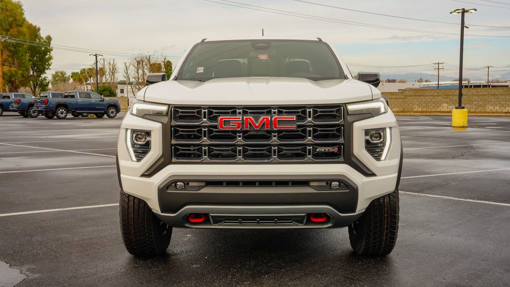 New 2026 GMC Canyon AT4 AWD/4WD image 4