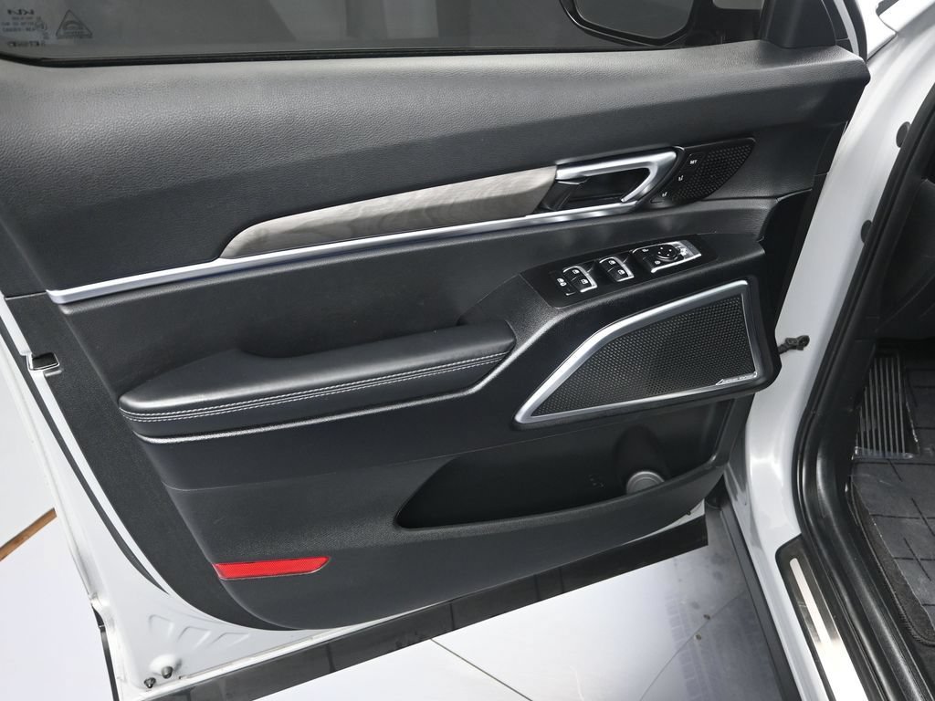 Certified 2024 Kia Telluride SX X-Line AWD/4WD image 9