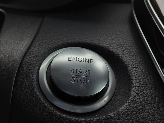Certified 2019 Mercedes-Benz GLC 300 4MATIC image 11