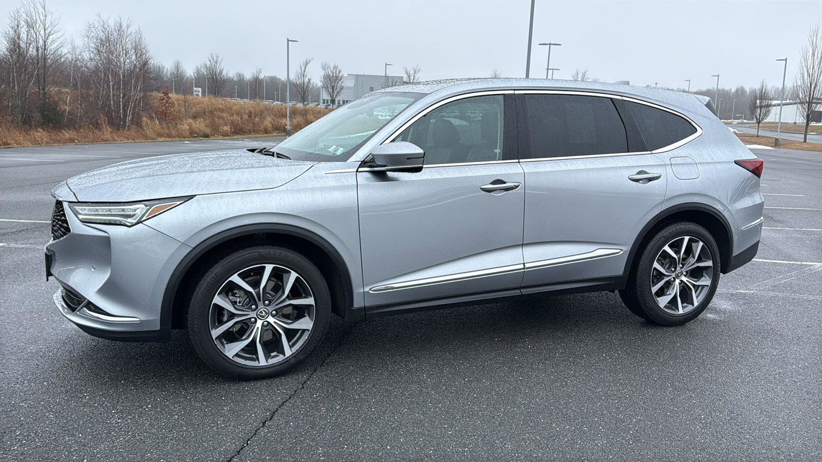 Used 2023 Acura MDX SH-AWD w/ Technology Package image 13