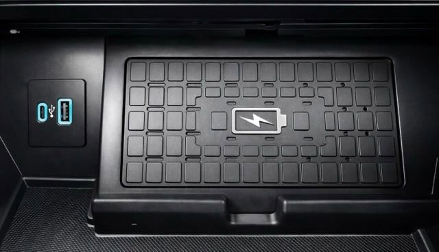 Used 2023 Ford F150 Lightning Lariat w/ Equipment Group 511A High image 35