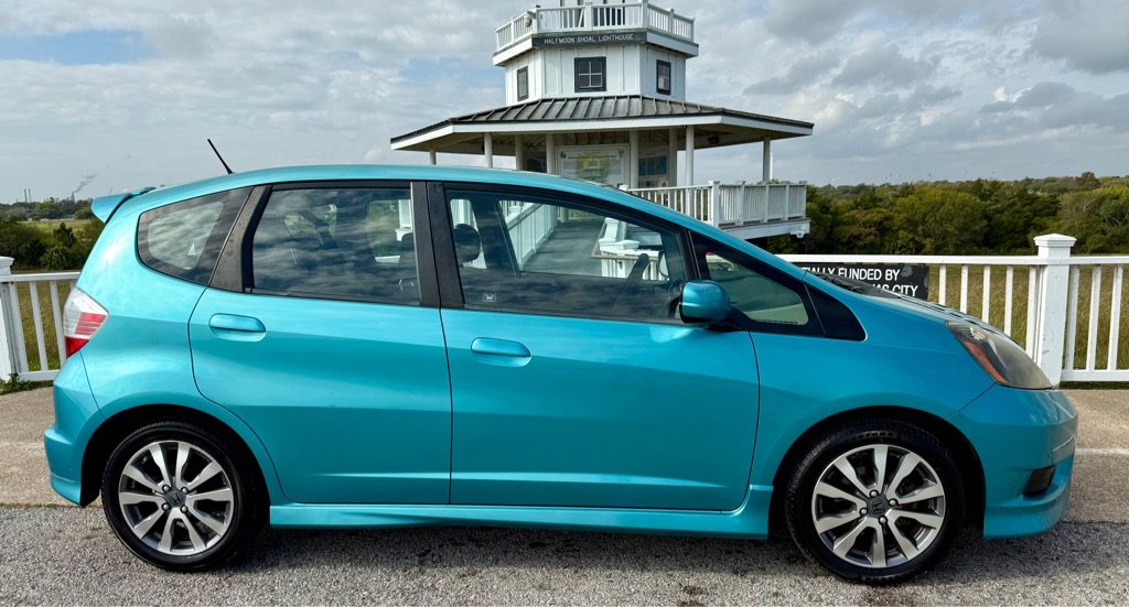 Used 2013 Honda Fit Sport image 4