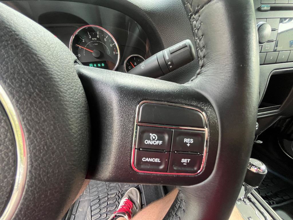 Used 2016 Jeep Wrangler Unlimited Sport w/ Connectivity Group AWD/4WD image 14