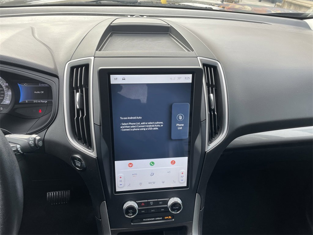 Used 2023 Ford Edge SEL image 18