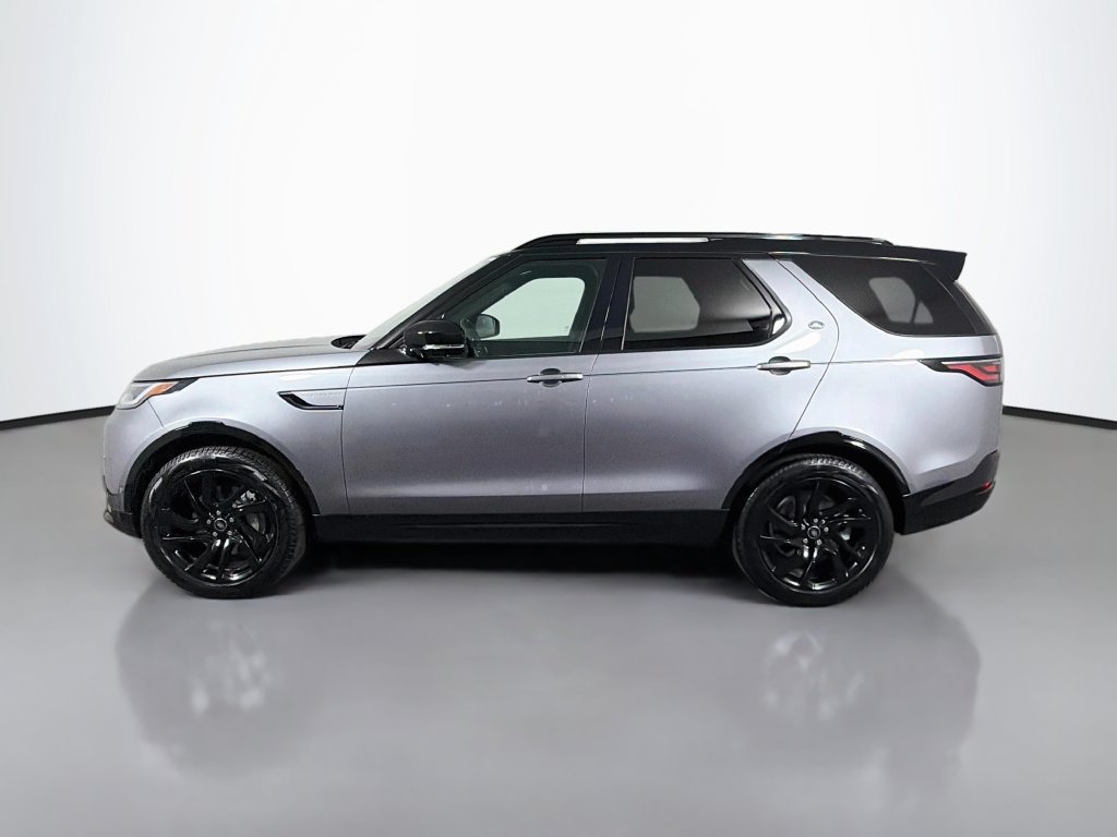 Used 2025 Land Rover Discovery Dynamic SE AWD/4WD image 8