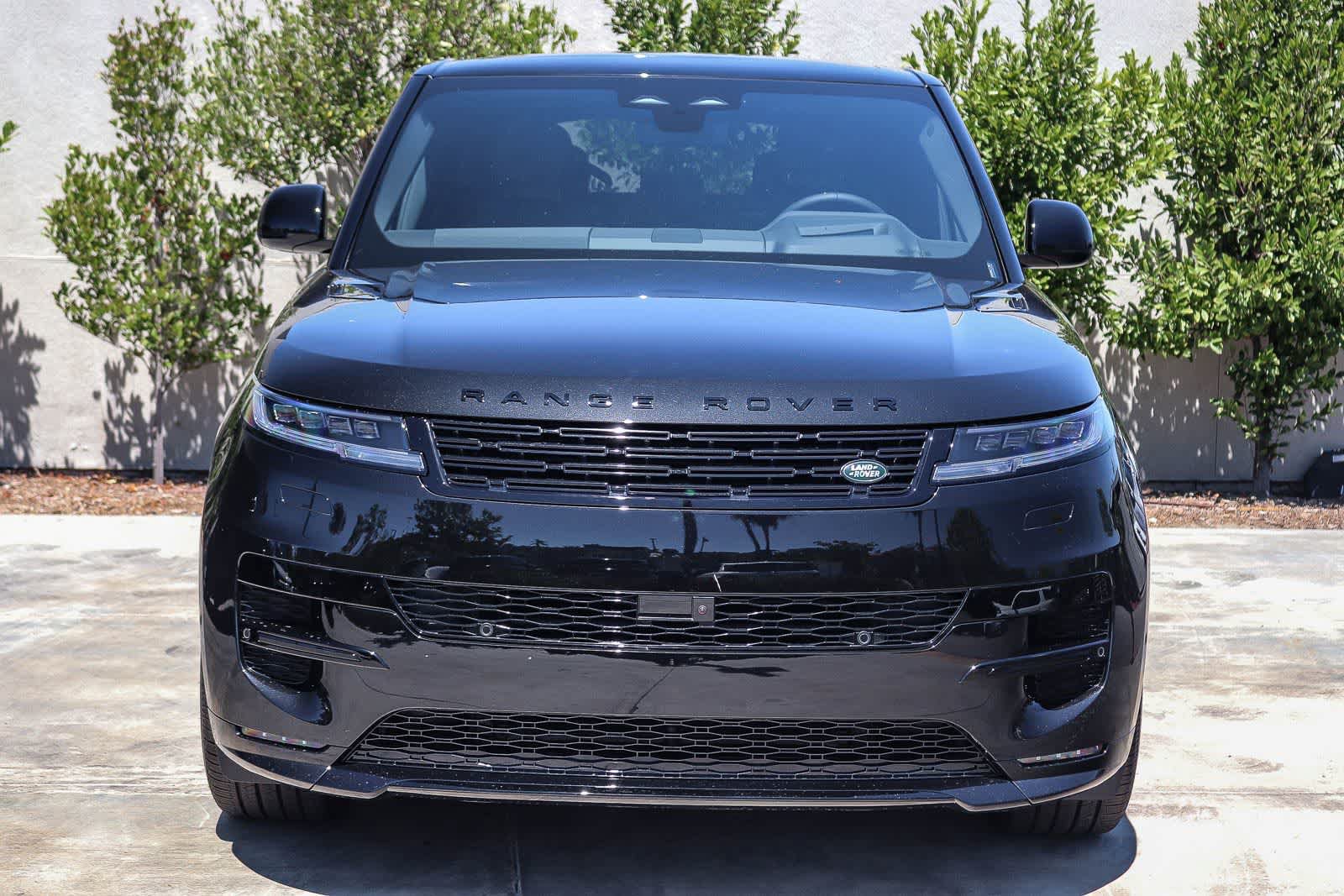 New 2026 Land Rover Range Rover Sport Dynamic SE AWD/4WD image 2