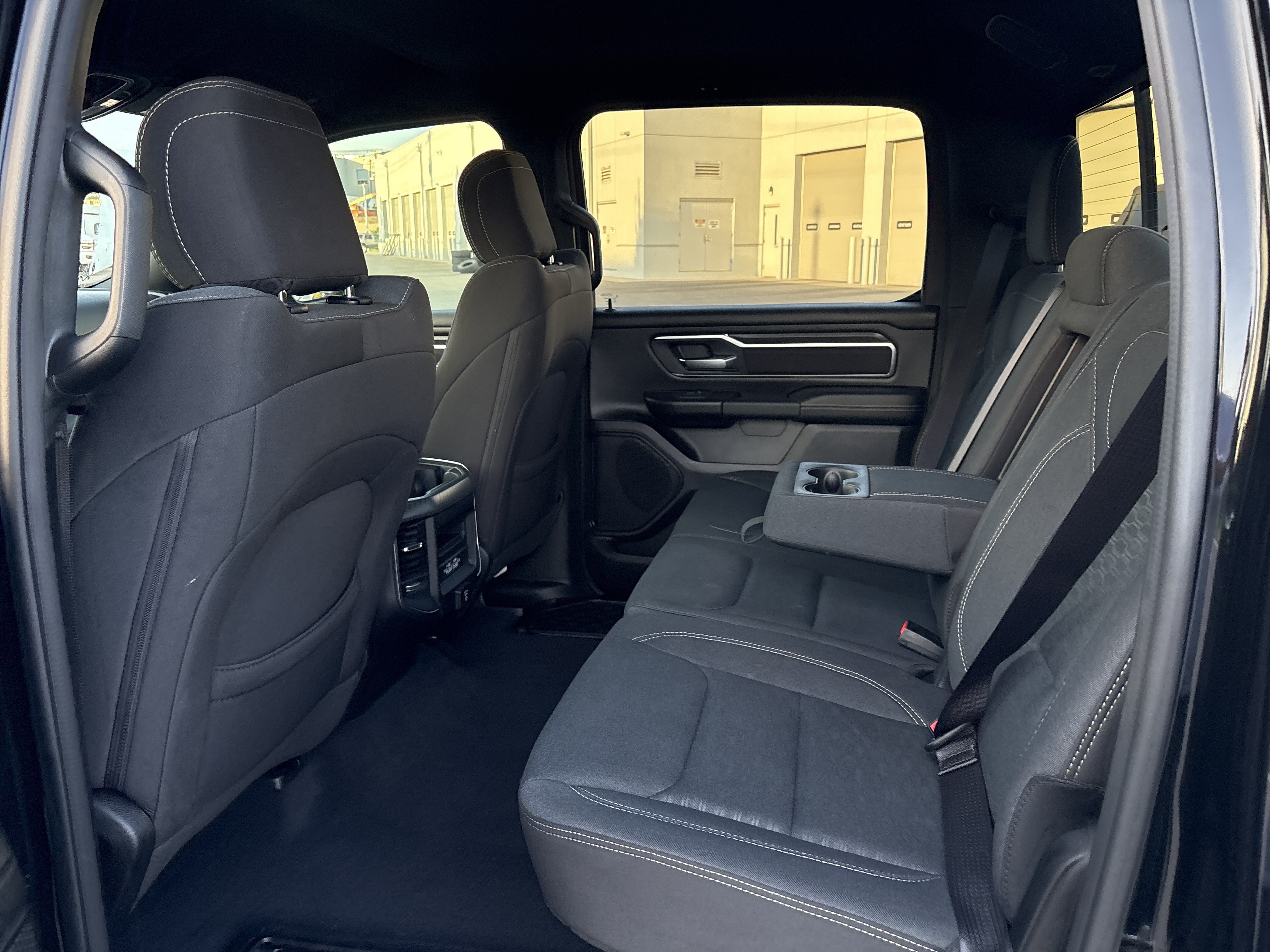 Used 2025 RAM 1500 Big Horn AWD/4WD image 33