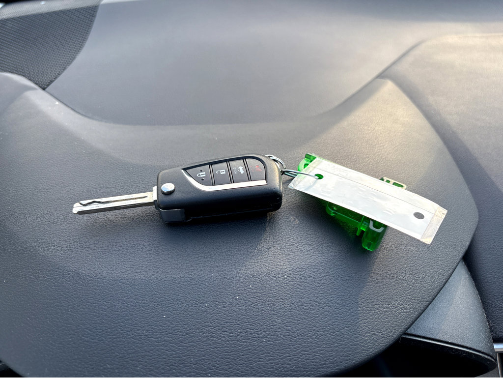 Used 2020 Toyota Corolla LE image 26