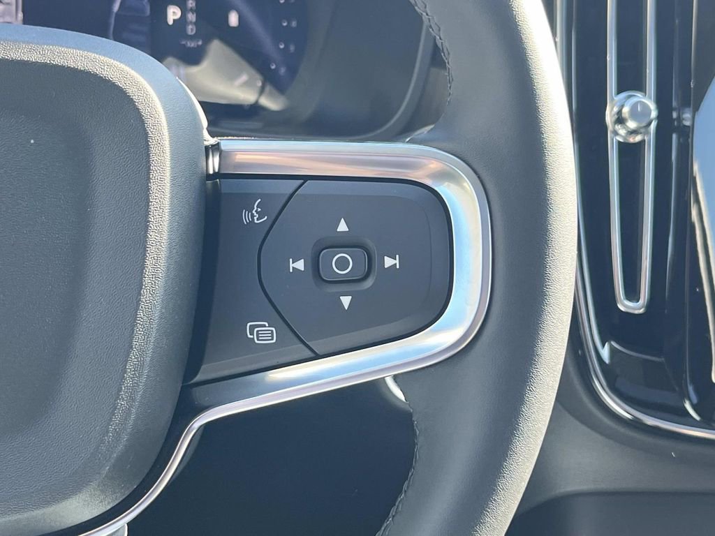 New 2026 Volvo XC40 B5 Ultra w/ Climate Package image 25