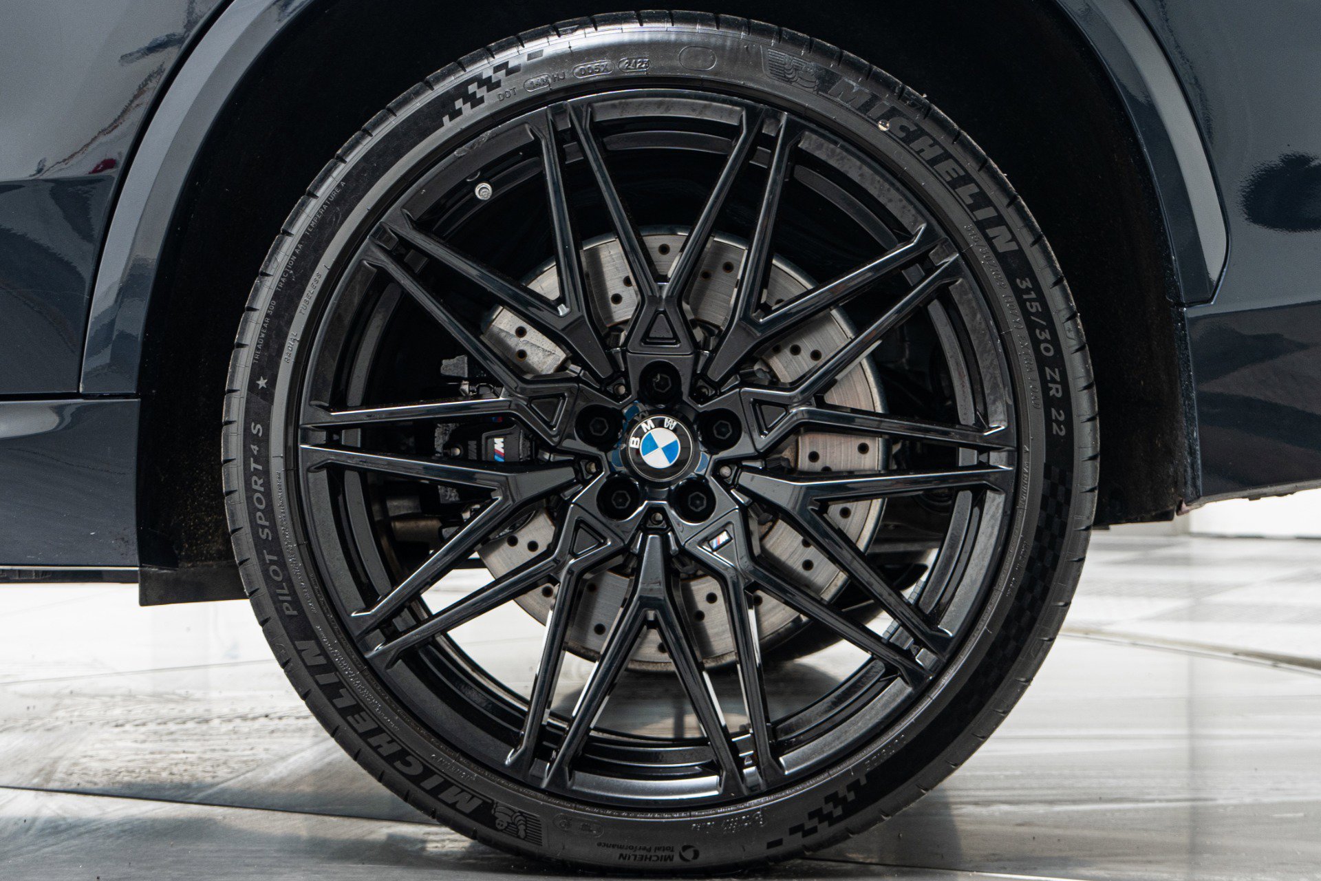 Used 2024 BMW X5 M Competition w/ Executive Package AWD/4WD image 11