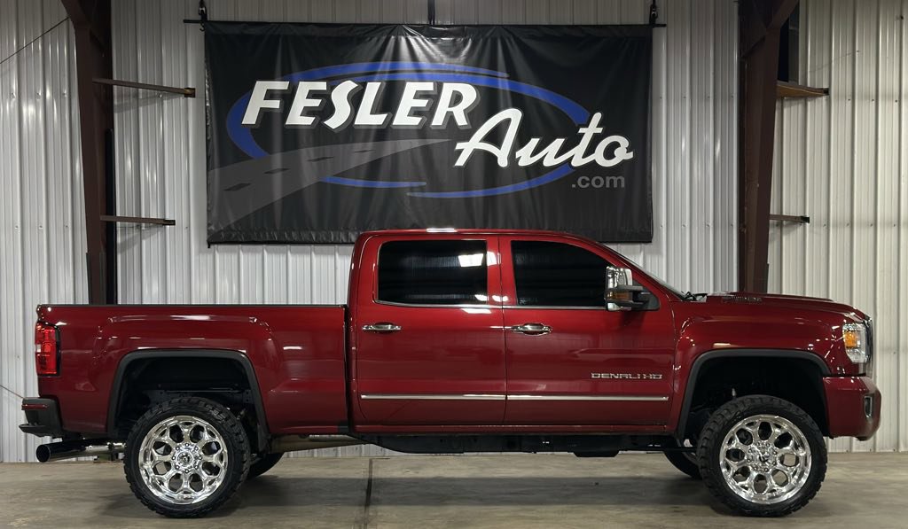 Used 2019 GMC Sierra 2500 Denali w/ Duramax Plus Package image 1