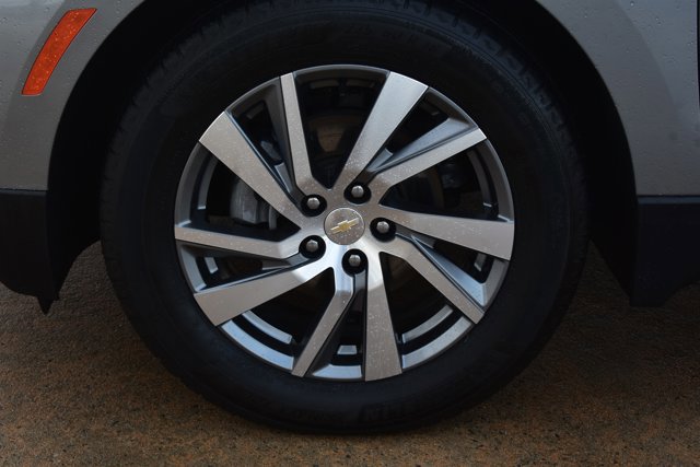 Used 2023 Chevrolet Equinox Premier w/ LPO, Floor Liner Package image 11