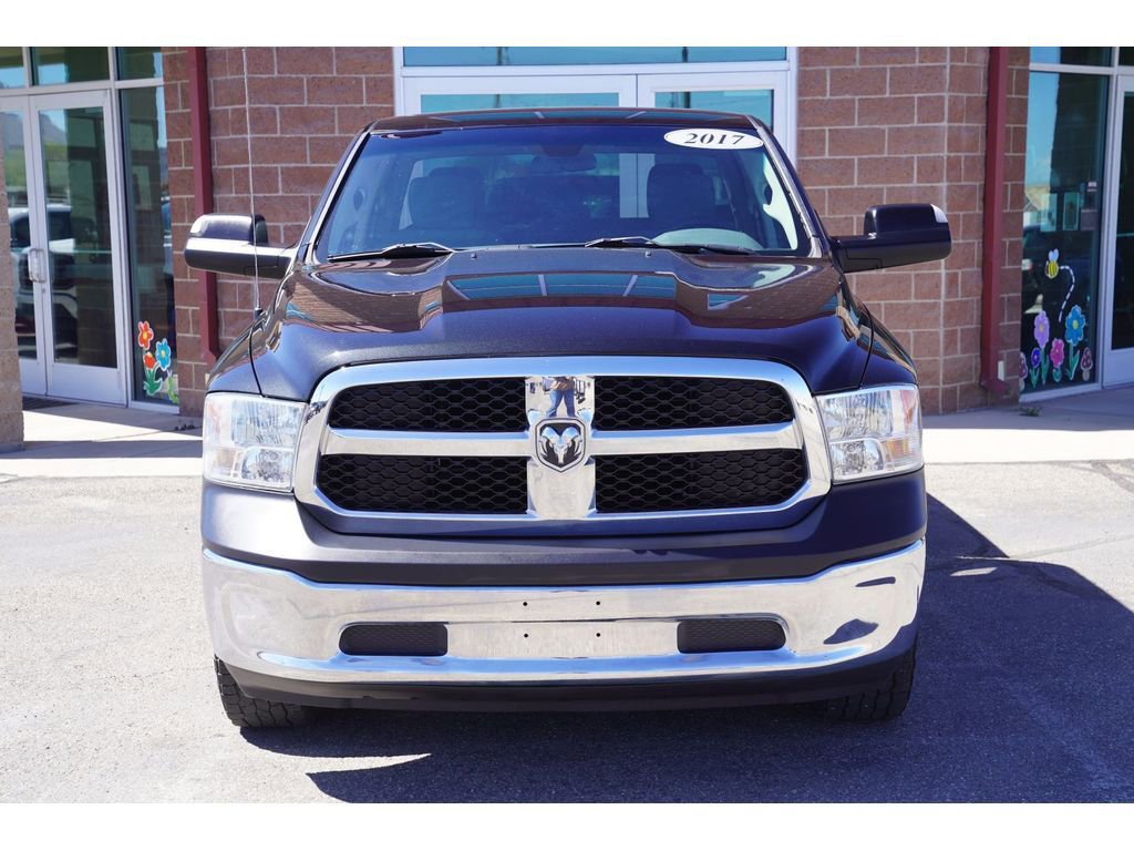 Used 2017 RAM 1500 ST w/ SXT Appearance Group AWD/4WD image 3