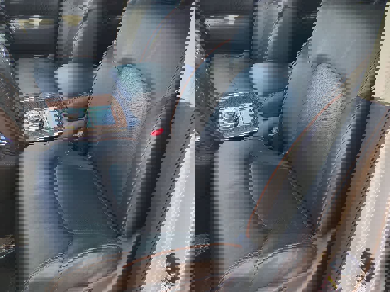 Used 2019 Nissan Armada SL w/ Premium Package image 17