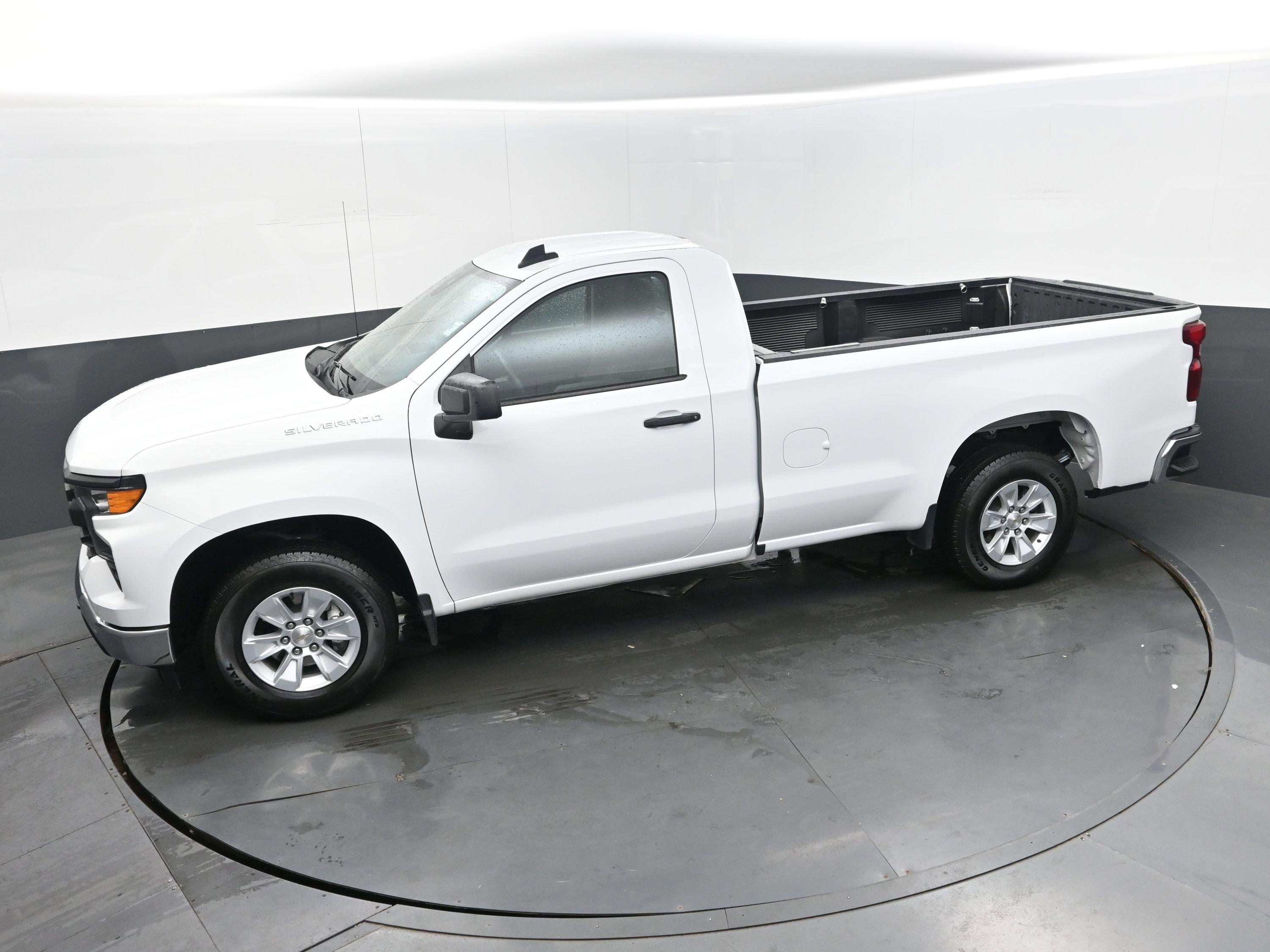 Certified 2024 Chevrolet Silverado 1500 W/T w/ WT Fleet Convenience Package image 31